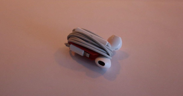 Ohrhörer wickeln Apfel Streifentuning 3D Modelle Gadgets Audio Ohrhörerhalter Ohrstöpsel Ohrhörerverpackung 3d print model - Mito3D
