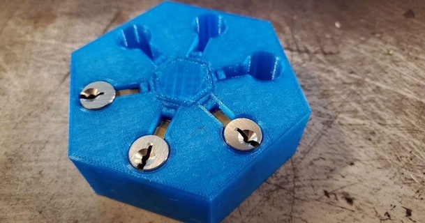 entraine fermer clé titulaire soutien unstable88 3D modèles loisir fabricants outils crochetage chose universelle crochet verrouillage toool 3d print model - Mito3D