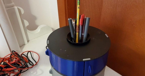 hatchbox pencil holder armored carbon 3D Models Household Other House Equipment spool pencilholder thingiverse 3d print model - Mito3D