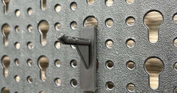 lato parco wallboard pin dennis 3D Modelli passatempo creatori organizzatori attrezzo titolare supporto toolstorage 3d print model - Mito3D