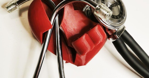 heart stethoscope holder tinkerheart 3D Models Healthcare Medical Tools clip 3d print model - Mito3D
