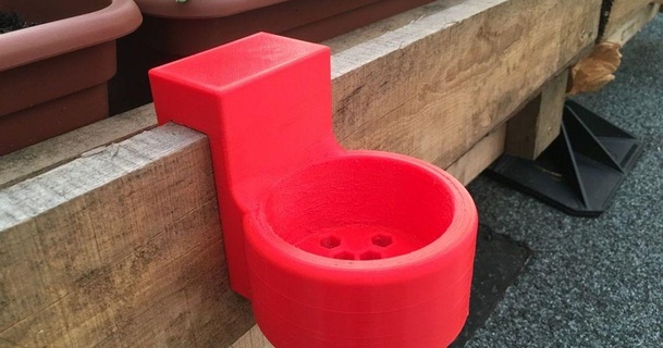 Getränkehalter 3D Modelle Haushalt draussen Garten Tasse Halter Unterstützung Holz Glas 3d print model - Mito3D