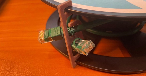 vide bobine câble titulaire soutien taylor chien 3D modèles loisir fabricants organisateurs gestion câbles 3d print model - Mito3D