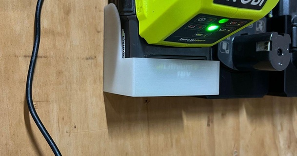 ryobi battery holder charge mounted 4 5ah version ciaocibai 3D Models Hobby & Makers Tools workshop 3d print model - Mito3D