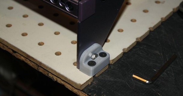 laser engraver hold rebeltaz 3D Models Hobby & Makers Other Ideas bracket thingiverse laserengraver holddown 3d print model - Mito3D