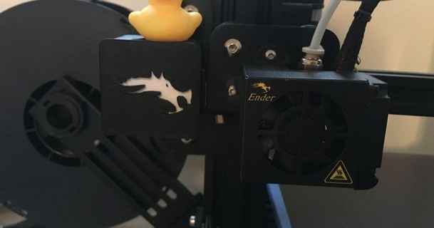 Ender 3 Drachen Startseite Mantel Loch +unten ausgeschnitten Normalbär 3D Modelle Drucker Zubehör Logo Realität thingiverse 3d print model - Mito3D