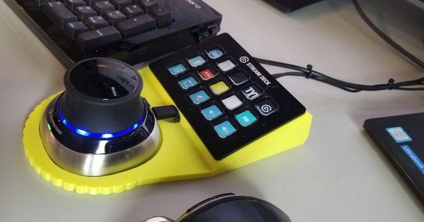 elgato streamdeck + 3dconnexion spacemouse tree house 3D Models Hobby & Makers Tools thingiverse 3d print model - Mito3D