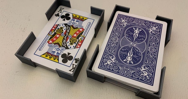 Nidificazione giocando carta titolari scatola dimensioni bicicletta marca carte si adatta 1 pieno mazzo monice 3D Modelli giocattoli Giochi 3d print model - Mito3D