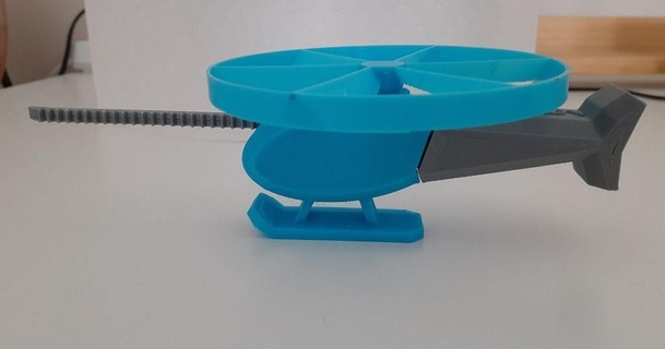 poids léger 6 lame rotor volant jouet hélicoptère vieux shmoee 3D modèles jouets Jeux Extérieur chose universelle 3d print model - Mito3D