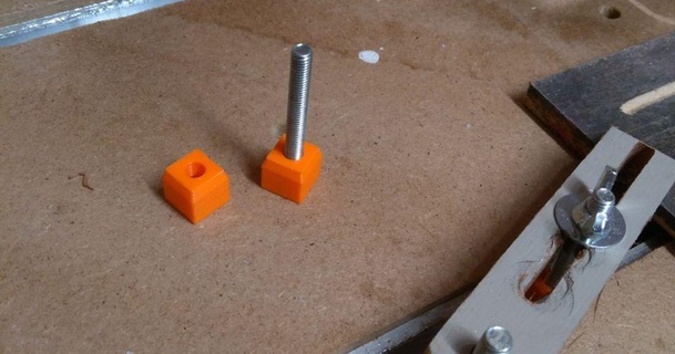 slide nut 15x15x1 5mm profile mistermaker 3D Models Hobby & Makers Mechanical Parts nuts cnc 3d print model - Mito3D