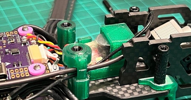 iflight chimera7 vifly finder 2 cicalino montare titolare supporto strano 3D Modelli passatempo creatori RC robotica quadricottero fpv thingiverse 7inch 3d print model - Mito3D