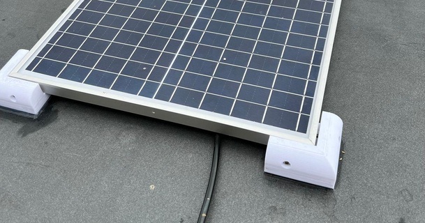 25 watt solar panel holder chris mayhew 3D Models Hobby & Makers Electronics solarpanel solarpanelbracket 3d print model - Mito3D