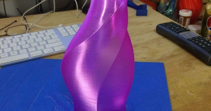 twisted ellipse 4 thomllama download free stl model printablescom 3d models household decor vase 3d print model - Mito3D