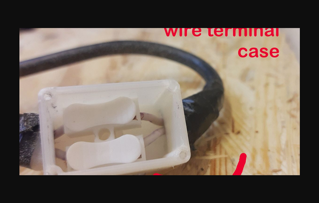 cable terminal caso funda by vacío larva moscardón descargar gratis stl modelo imprimibles com 3d modelos pasatiempo hacedores electrónica cubierta carcasa tornillo conector 3d print model - Mito3D
