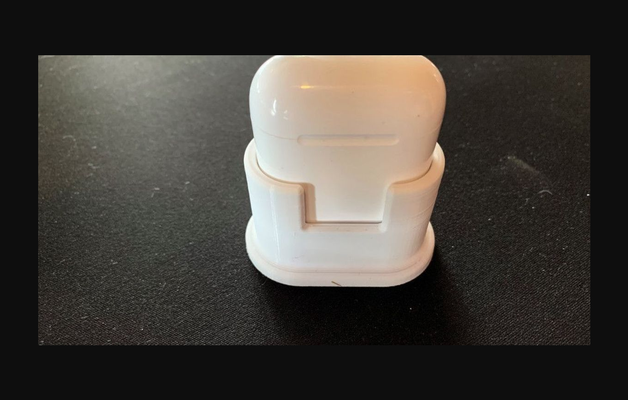 airpod stand by gezeichnetdz download frei stl modell druckbares 3d modelle gadgets audio thingiverse airpods airpodsstand appleairpod 3d print model - Mito3D