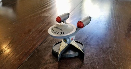 hinchado empresa Lun descargar gratis stl modelo imprimiblescom 3d modelos juguetes juegos vehiculos Star Trek uss 3d print model - Mito3D