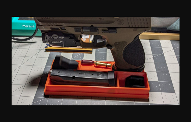 demirci wesson m p 2 0c kuru ateş ayakta durmak by kl0ck indir bedava stl model basılabilirler com 3d modeller hobi yapımcılar fikirler tabanca silahlar smithandwesson 3d print model - Mito3D