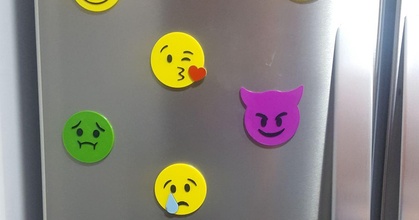 adorno nevera emojis fabricante kike descargar gratis stl modelo imprimiblescom 3d modelos casa cocina emoji refrigerador imán 3d print model - Mito3D