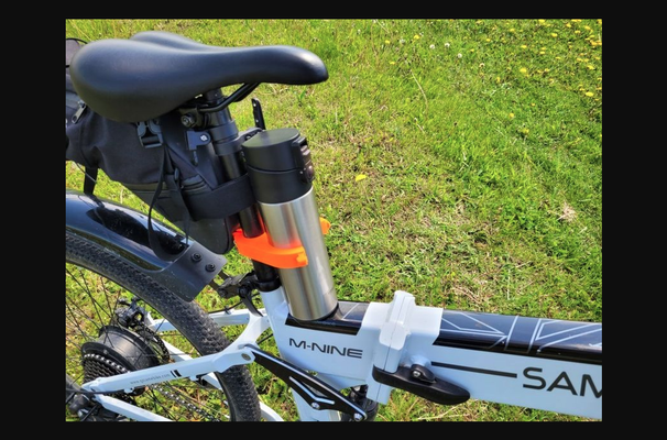 bicicleta garrafa suporte assento montado w fusão 360 paramétrico by combinação baixar livre stl modelo printables 3d modelos esportes ar fusion360 mtb thingiverse porta 3d print model - Mito3D