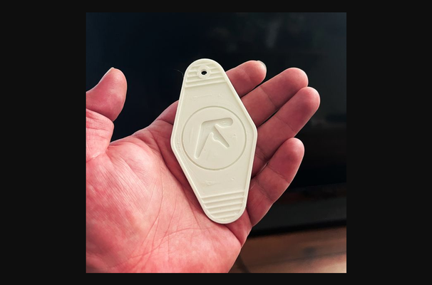 aphex twin hotel motel keychain key tag by physicalzero download free stl model printablescom 3d models hobby & makers music keytag 3d print model - Mito3D