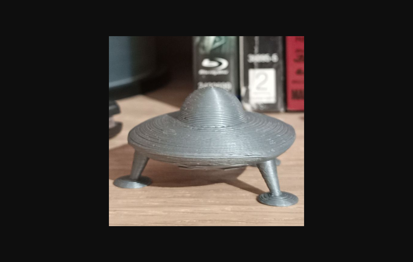 semplice ufo by phillip k scarica gratuito stl modello printables com 3d modelli arte design sculture area51 area51ufo 3D print model - Mito3D