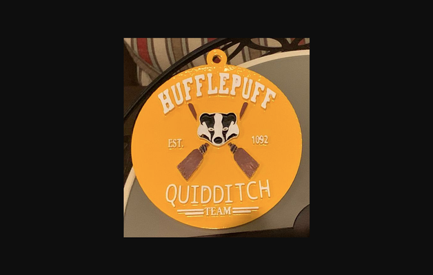 harry çömlekçi hufflepuff quidditch by vennda1 indir bedava stl model basılabilirler com 3d modeller sanat tasarım 2d tabaklar logolar şeytani 3d print model - Mito3D