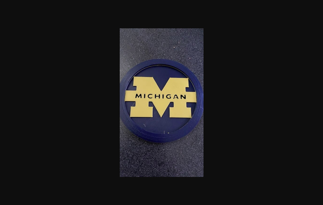 universität of michigan untersetzer by 3d frank download frei stl modell druckbares modelle sport draussen achterbahn hochschule getränkeuntersetzer 3d print model - Mito3D