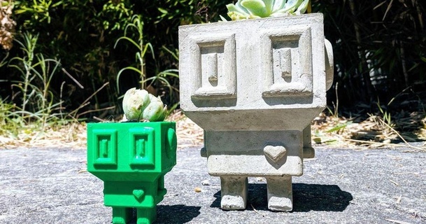kalp robotu çimento ekici kalıp Tehlikeopps indir Bedava stl model printablescom 3d modeller ev halkı dış mekan Bahçe Sanat Somut beton heykel 3d print model - Mito3D