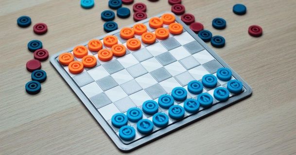 minimalista xadrez conjunto honra truong baixar livre stl modelo printablescom 3d modelos brinquedos jogos borda tabuleiro colorprint Diversão 3d print model - Mito3D