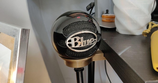 blue snowball desk mount gleave download free stl model printablescom 3d models hobby & makers organizers bluesnowball deskorganiser gaming mic microphone 3d print model - Mito3D