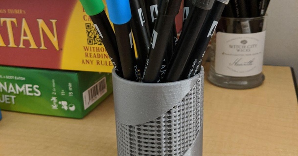 lattice striped penna tazza veloce Scarica gratuito stl modello printablescom 3d Modelli domestico ufficio scrivania reticolo bacio 3d print model - Mito3D