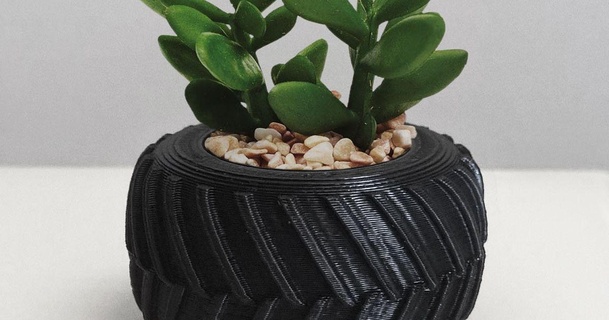 pneumatico kagarov Scarica gratuito stl modello printablescom 3d Modelli domestico arredamento vaso fiori giardino indoorgarden Introorplanter 3d print model - Mito3D