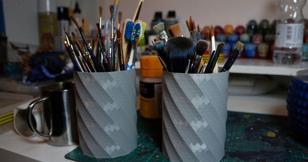 paint brush pot vase mode 311props download free stl model printablescom 3d models hobby & makers organizers paintbrush vasemode 3d print model - Mito3D
