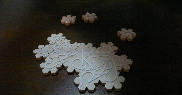 unendlich Puzzle Koch snowflakes Leereblase download frei stl Modell Printablescom 3d Modelle Spielzeuge Spiele Rätsel brain teasers fraktal Geometrie Tessellation 3d print model - Mito3D