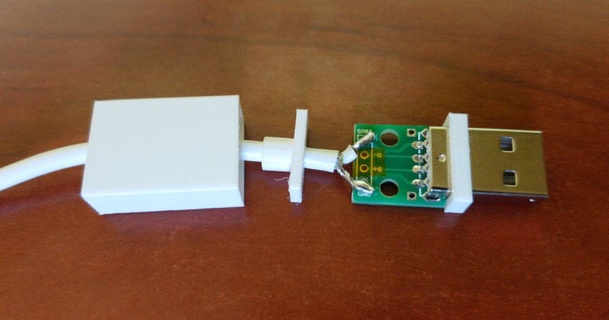 USB Masculin connecteur bouclier utiliser Blazek Télécharger libre stl modèle imprimablescom 3d modèles loisir fabricants électronique 3d print model - Mito3D