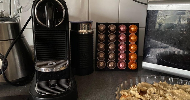 nespresso capsule titulaire soutien Journal Télécharger libre stl modèle imprimablescom 3d modèles Ménage cuisine capsules capsulestand café porte 3d print model - Mito3D