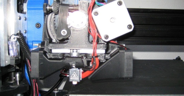 verstärkt verändert taz Extruder montieren durchbohrt download frei stl Modell Printablescom 3d Modelle Drucker Upgrades Extruderhalterung lulzbot 3d print model - Mito3D