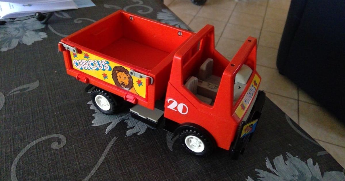 Spielmobil Zirkus Kamel LKW Tür Joris download frei stl Modell Printablescom 3d Modelle Spielzeuge Spiele Fahrzeuge 3D print model - Mito3D