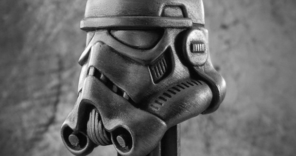 Stormtrooper capacete pedestal stl Eastman baixar livre modelo printablescom 3d modelos arte Projeto esculturas armaduras fracasso ficar pé Estrela 3d print model - Mito3D