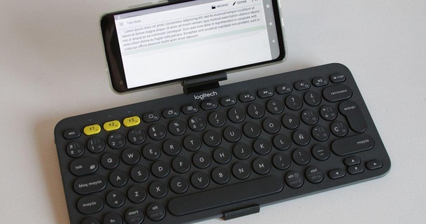 phone suporte Logitech k380 teclado javier baixar livre stl modelo printablescom 3d modelos aparelhos portátil dispositivos 3d print model - Mito3D