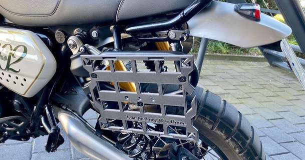 molle pannello scontroso scrambler Scarica gratuito stl modello printablescom 3d Modelli passatempo creatori settore automobilistico edc motociclo supporti per moto 3d print model - Mito3D