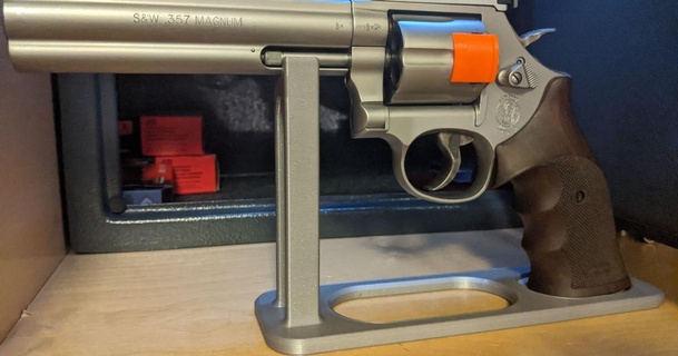 s&w 686-6 stand zeroflow download free stl model printablescom 3d models sports & outdoor revolver 3d print model - Mito3D
