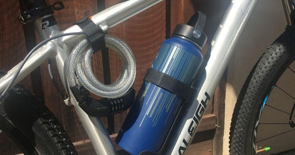 40oz 32oz hydroflask bike bottle holder cage matticus finch download free stl model printablescom 3d models sports & outdoor bicycle 3d print model - Mito3D