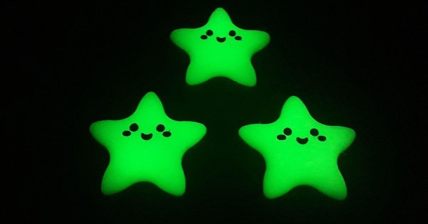 souriant étoile brise Télécharger libre stl modèle imprimablescom 3d modèles jouets Jeux lueur brillent noir kawaii nuit ciel 3d print model - Mito3D