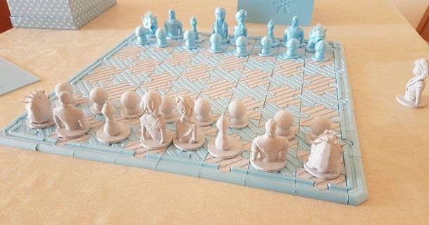 frozen chess lolo aguirre download free stl model printablescom 3d models toys & games board anna elsa kristoff 3d print model - Mito3D