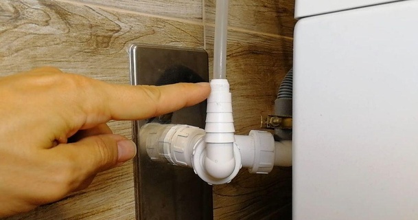 aguas residuales tubo adaptador Jorge 3d gurú cervenán descargar gratis stl modelo imprimiblescom modelos casa baño caldera reducción agua caliente 3d print model - Mito3D