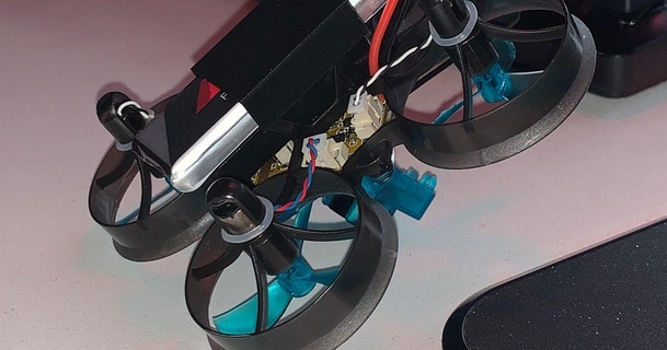 acrobee2emaxbattery jstnb indir Bedava stl model printablescom 3d modeller hobi yapımcılar rc robotik adaptör pil emax dörtlü Quadcopter 3d print model - Mito3D