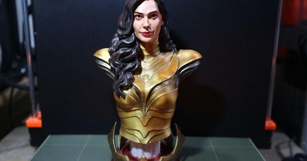 merveille femme 1984 buste js studio Télécharger libre stl modèle imprimablescom 3d modèles art conception sculptures dccomique sculpture statue Wonder Woman 3d print model - Mito3D