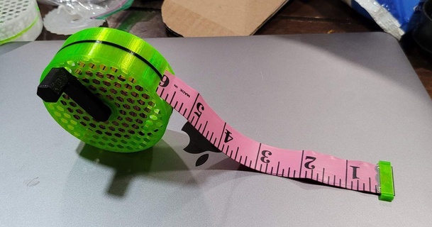 sewing tape reel mocodroid download free stl model printablescom 3d models hobby & makers organizers measuring measuringtape sew sewingtape 3d print model - Mito3D