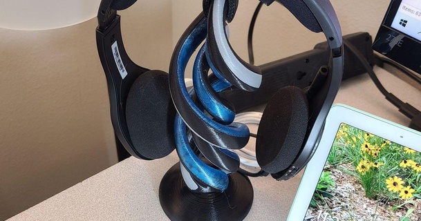 spiral headphone stand windchill download free stl model printablescom 3d models gadgets audio award holder 3d print model - Mito3D